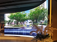 上海某中心曲面LED顯示屏由智彩科技設(shè)計、安裝